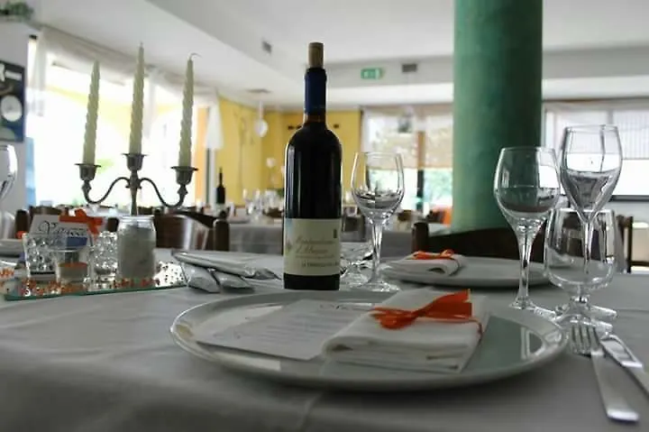 Hotel Azzurra Paratico
